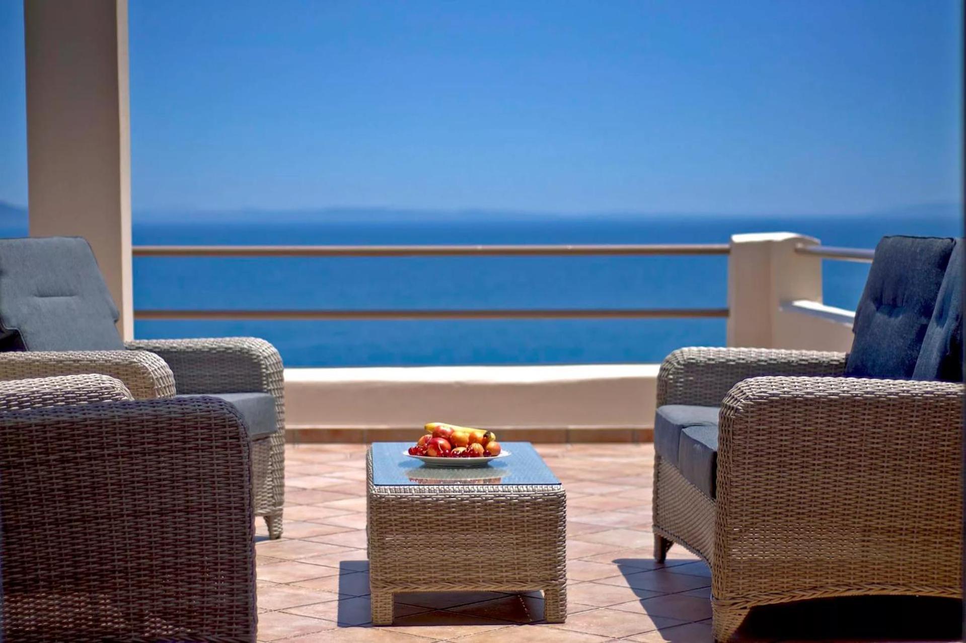 Blue Horizon Suites Parálion Ástros Eksteriør billede