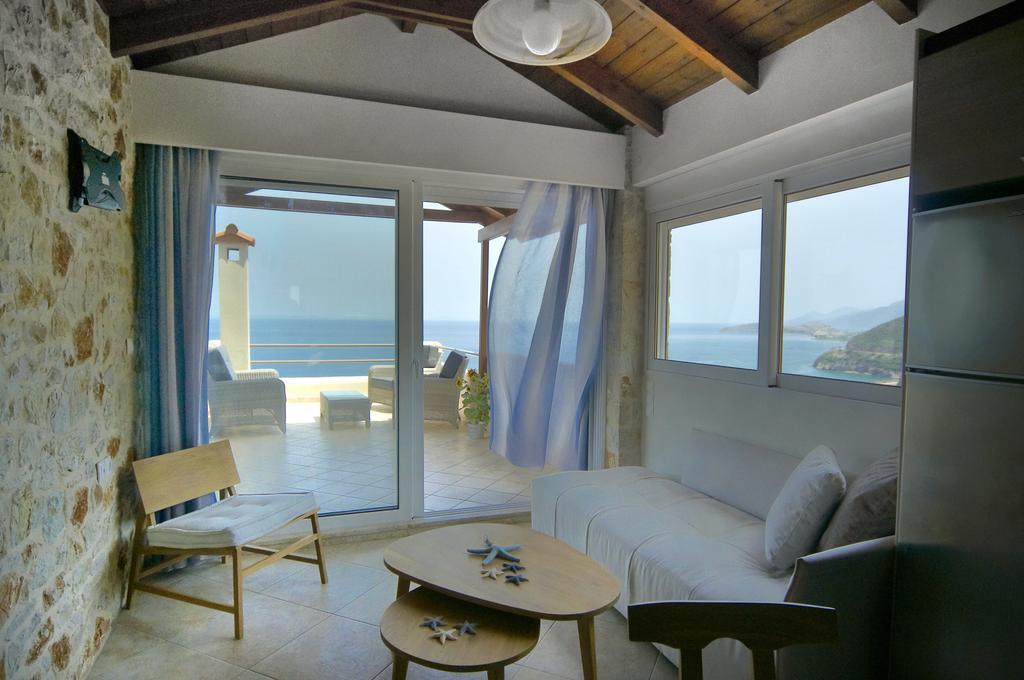 Blue Horizon Suites Parálion Ástros Eksteriør billede